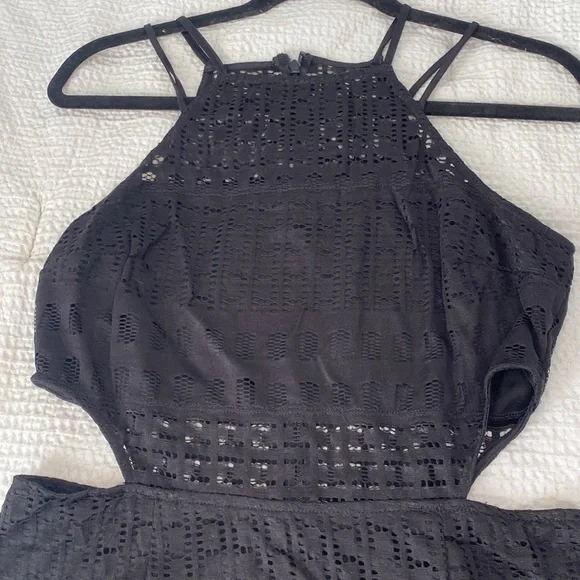 Black cut out express dress - Picture 2 of 5